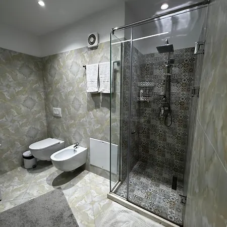Sky & Sea View Luxury Apartment