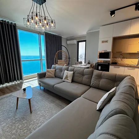 Sky & Sea View Luxury Apartament *